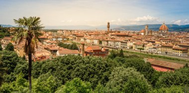 Piazzale Michelangelo - Ponte Vecchio ve Palazzo Vecchio, Duomo Santa Maria Del Fiore ve Bargello Arno Nehri - Toskana, İtalya Floransa'dan görünümünü