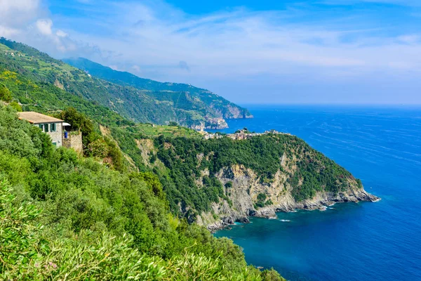 Corniglia Parku Narodowego Miejscowości Cinque Terre Wybrzeżu Włoch Tle Widać — Zdjęcie stockowe
