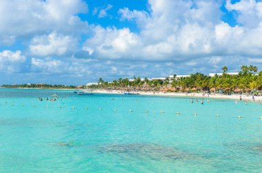 Riviera Maya - cennet Akumal Cancun, Quintana Roo, Meksika - Karayip Sahili - tropikal hedef tatil, plaj