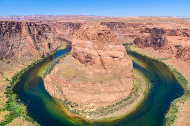Sayfa, Arizona - Amerika Birleşik Devletleri bulunan at nalı dönemeçte - Colorado Nehri ile büyük kanyon - bakış açısı