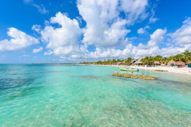 Riviera Maya - cennet Akumal Cancun, Quintana Roo, Meksika - Karayip Sahili - tropikal hedef tatil, plaj