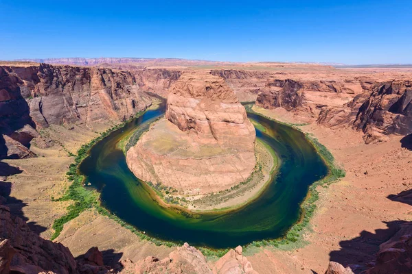 Sayfa, Arizona - Amerika Birleşik Devletleri bulunan at nalı dönemeçte - Colorado Nehri ile büyük kanyon - bakış açısı