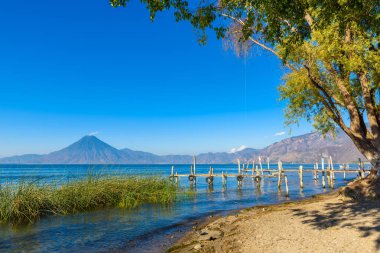Lake Atitlan, Panajachel, Solola - volkan Gölü Guatemala Highland
