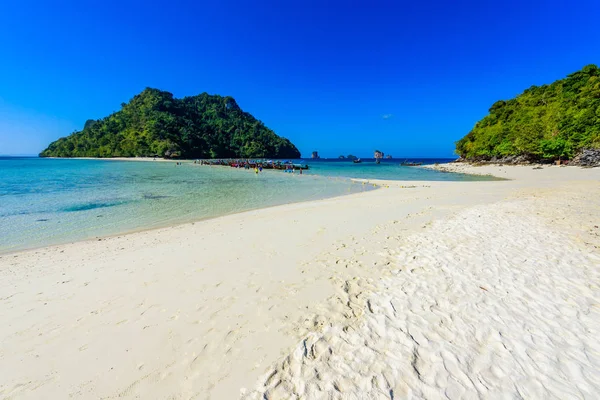 View to Chicken island. Paradise beach which connects 3 tropical islands together (Koh Kai, Koh Tup & Koh Mor). Andaman sea, Krabi province, Thailand.