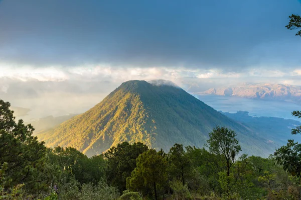 Volcano Scenery Landscape Lake Atitlan Highlands Guatemala — Stock Photo, Image