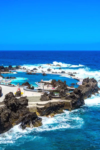 Naturliga Vulkaniska Lagunpooler Vid Porto Moniz Resmål För Semester Madeira — Stockfoto