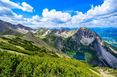 Oberstdorf 'taki Gaisalpsee ve Rubihorn Dağı' nın güzel manzarası, Entschenkopf, Allgau Alpleri, Bavyera, Almanya