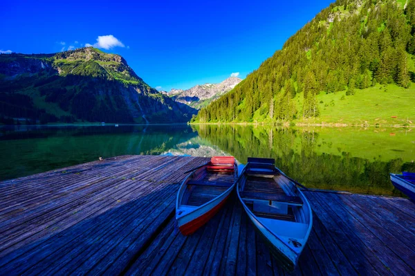 位于奥地利蒂罗尔Tannheimer Tal的Vilsalpsee Vilsalp Lake 位于Tannheim的阿尔卑斯山的美丽山景 — 图库照片