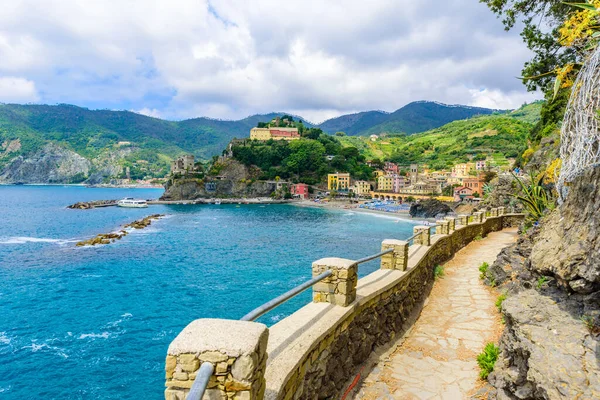 Monterosso Village Cinque Terre Nemzeti Park Olaszország Partjainál Spezia Tartomány — Stock Fotó