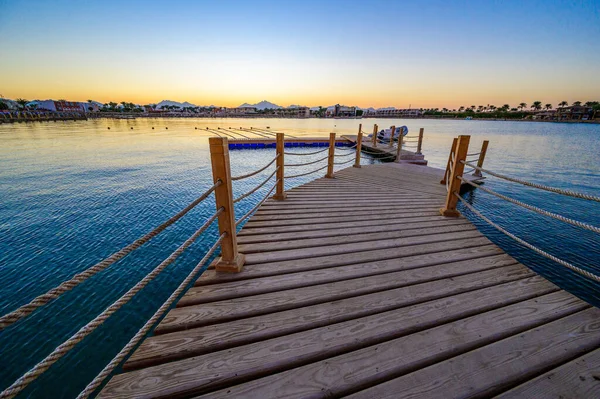 Houten Pier Aan Rode Zee Hurghada Bij Zonsondergang Egypte Reisbestemming — Stockfoto