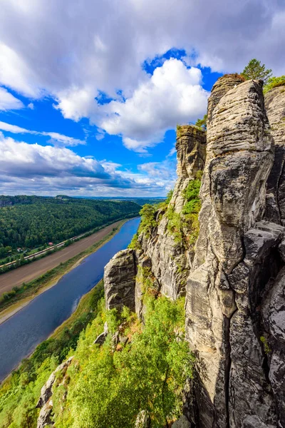 Kilátás Bastei Szempontból Elba Folyó Gyönyörű Táj Homokkő Hegyek Szász — Stock Fotó