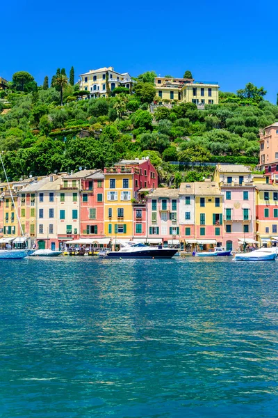 가옥과 요트가 이탈리아 포르토 도시이다 리구리아 제노바 이탈리아 여름에 아름다운 — 스톡 사진