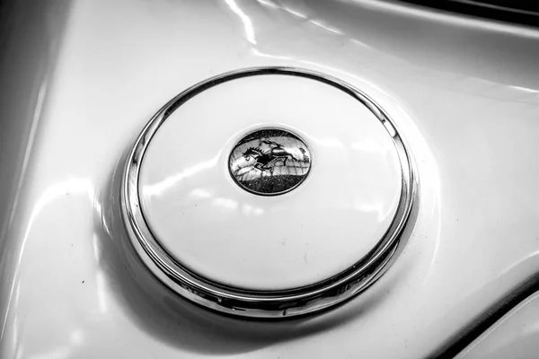 Berlin May 2018 Fuel Tank Cap Sports Car Ferrari 330 — Stock Photo, Image