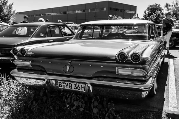 Берлін Травня 2018 Великогабаритний Автомобіль Pontiac Каталіна Седан 1960 Вид — стокове фото