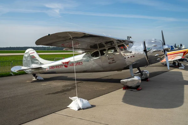 Berlín Dubna 2018 Lehký Osobní Obchodní Letoun Cessna 195A Mid — Stock fotografie