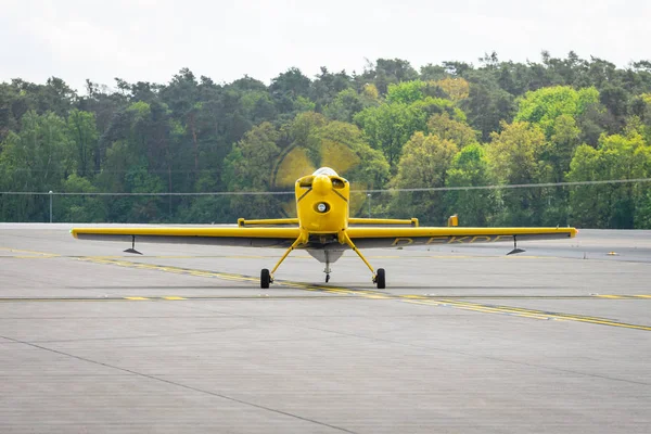 Berlín Alemania Abril 2018 Aerobatic Aircraft Glider Tug Akaflieg Munchen — Foto de Stock