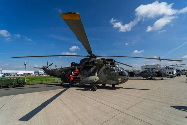 Berlín Německo Dubna 2018 Podmořské Válčení Hledání Záchranu Nástroj Vrtulník — Stock fotografie