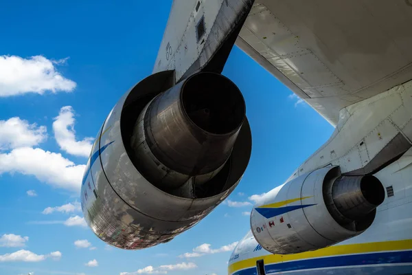 Berlin Nisan 2018 Turbofan Ilerleme 18T Stratejik Uçağının Antonov 225 — Stok fotoğraf