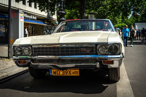 Berlín Junio 2018 Chevrolet Impala Cuarta Generación Días Clásicos Berlín —  Fotos de Stock