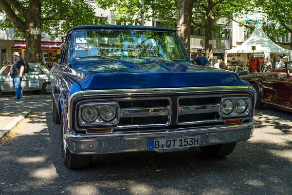 Berlín Junio 2018 Camioneta Tamaño Completo Gmc Series Segunda Generación —  Fotos de Stock