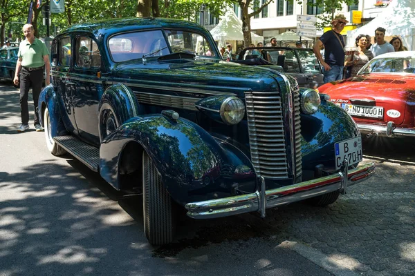 Berlin Juni 2018 Vollwertiger Auto Buick Jahrhundertserie 1938 Classic Days — Stockfoto