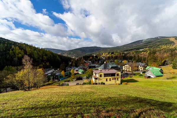 Spindleruv Mlyn Tsjechië Oktober 2018 Straten Huizen Van Meest Bezochte — Stockfoto