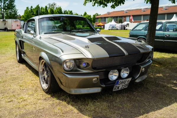 Paaren Glien ドイツ 2018 ポニー車シェルビー コブラ Gt500 フォード マスタングの高性能版 クラシックカー — ストック写真