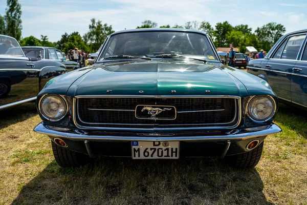 Paaren Glien Alemania Mayo 2018 Coche Americano Icónico Ford Mustang —  Fotos de Stock