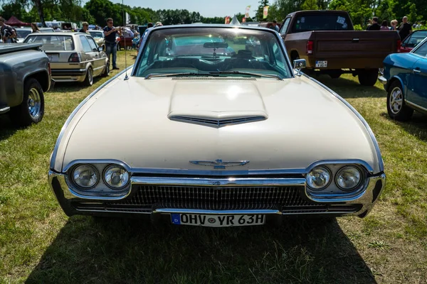 Paaren Glien Germany May 2018 Personal Luxury Car Ford Thunderbird — Stockfoto