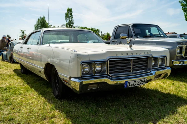 Paaren Glien Germany May 2018 Mid Size Car Chrysler New — стоковое фото