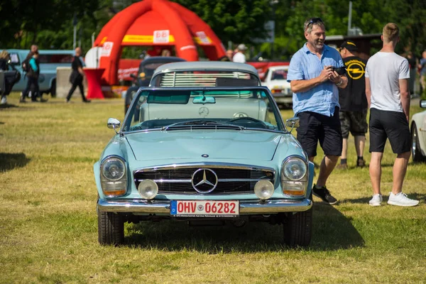 Paaren Glien Germany May 2018 Sports Car Mercedes Benz 230 — ストック写真