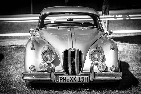 Paaren Glien Tyskland Maj 2018 Sportbilen Jaguar Xk150 Fhc 1961 — Stockfoto