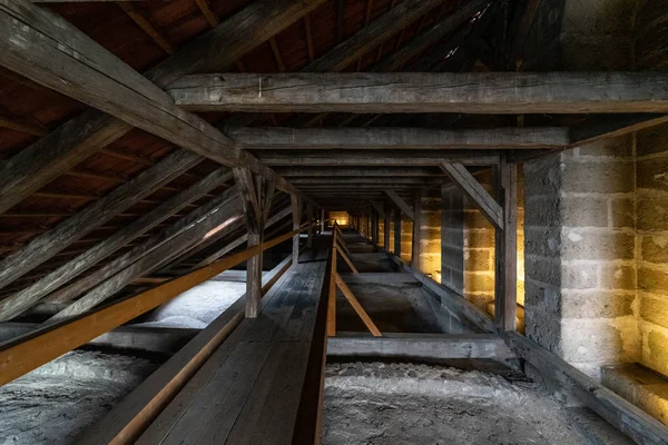 Houten Structuren Balken Balken Van Zolder Van Een Oud Huis — Stockfoto