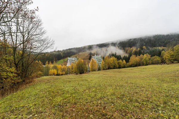 Sonbahar Renklerinin Dağlarda Spindleruv Mlyn Çekçe Giant Mountains Krkonose Çek — Stok fotoğraf