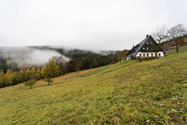 Montanhas Nas Cores Outono Spindleruv Mlyn Tcheco Montanhas Gigantes Krkonose — Fotografia de Stock