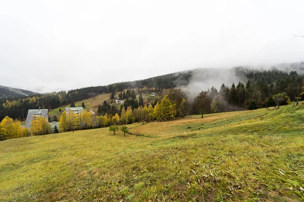 Sonbahar Renklerinin Dağlarda Spindleruv Mlyn Çekçe Giant Mountains Krkonose Çek — Stok fotoğraf