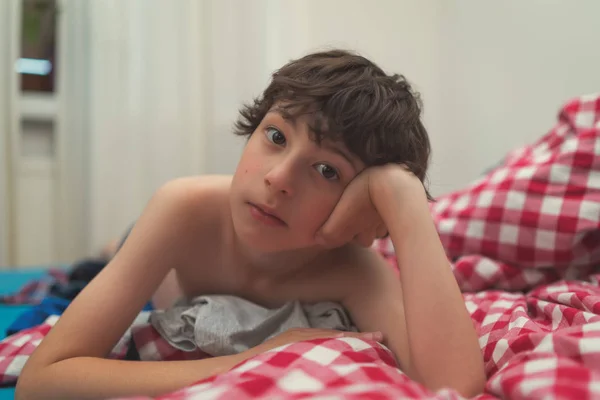 Portrait Boy Bed — Stock Photo, Image