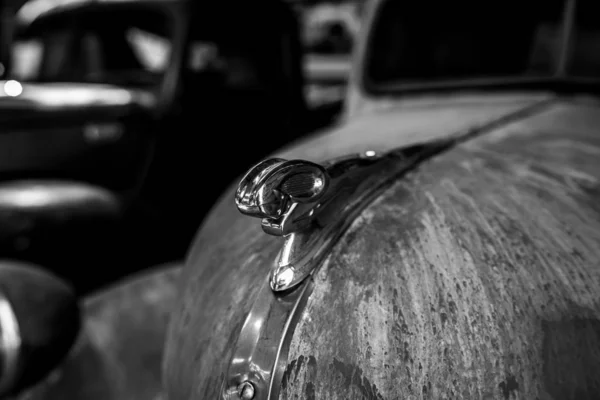 Berlino Maggio 2018 Ornamenti Cappotto Lamiera Dodge 1945 Bianco Nero — Foto Stock