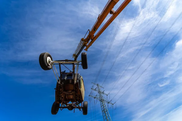 Frame Old Car Suspended Boom Crane Background Blue Sky — Stock Photo, Image