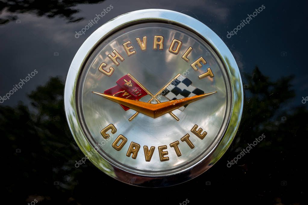 BERLIN - JUNE 05, 2016: Emblem of the sports car Chevrolet Corvette (C1), close-up.
