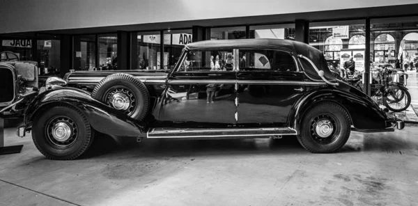 Berlín Mayo 2019 Coche Ultra Lujo Maybach 1936 Blanco Negro — Foto de Stock