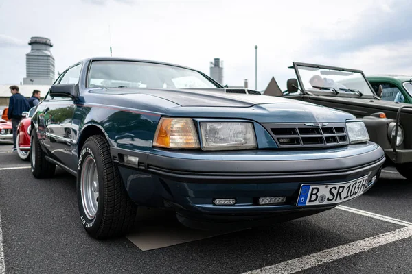 Berlín Mayo 2019 Auto Lujo Personal Ford Thunderbird Novena Generación —  Fotos de Stock