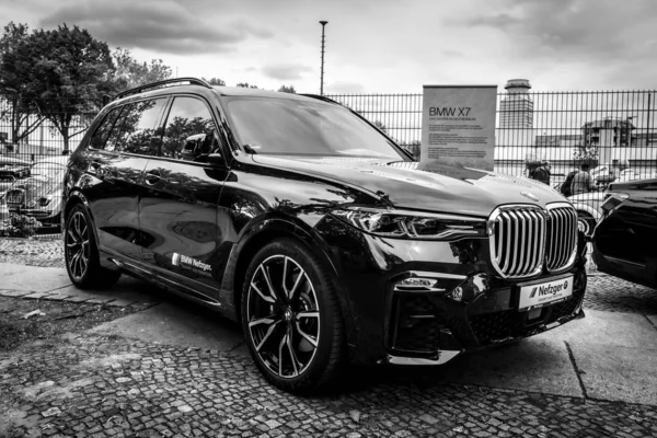 Berlino Maggio 2019 Suv Lusso Full Size Bmw Xdrive40I Bianco — Foto Stock