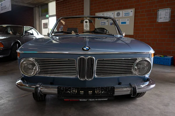 2019年6月8日 コンパクトなエグゼクティブカーBmw 1600 Cabriolet Bmw Series Die Oldtimer Show 2019 — ストック写真