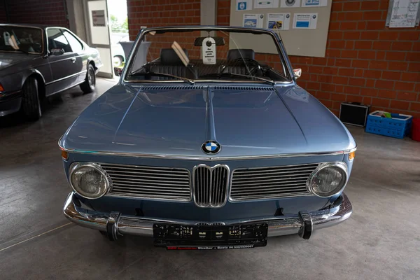 2019年6月8日 コンパクトなエグゼクティブカーBmw 1600 Cabriolet Bmw Series Die Oldtimer Show 2019 — ストック写真