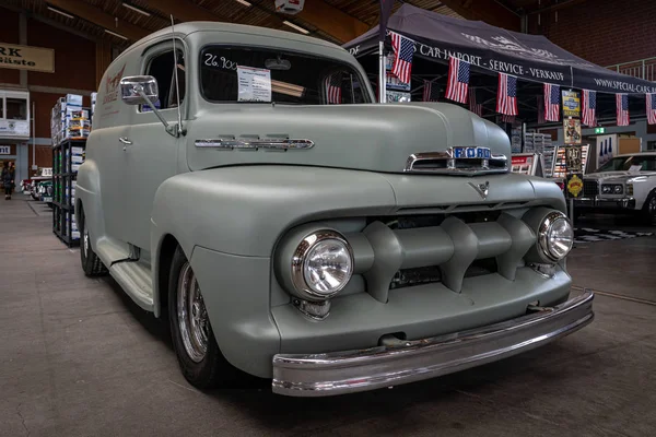 Paaren Glien Německo Června2019 Autopůjčovna Ford Panel 1951 Die Oldtimer — Stock fotografie