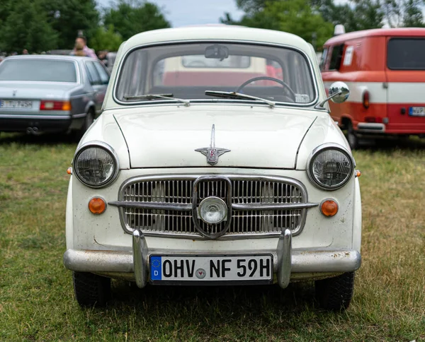 Paaren Glien Duitsland Juni 2019 Compacte Auto Nsu Fiat 1100 — Stockfoto