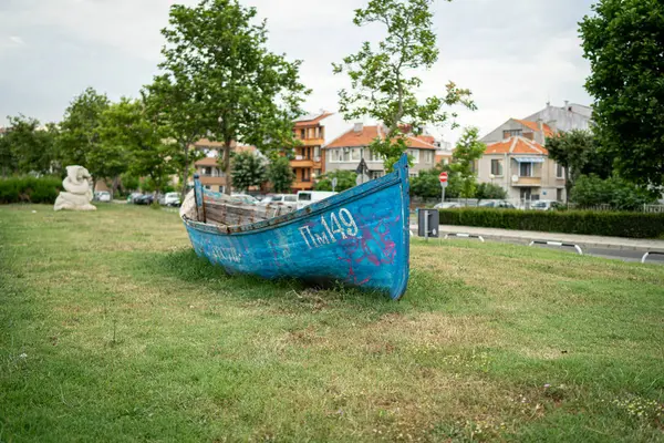 Pomorie Bulgária Junho 2019 Velho Barco Madeira Como Decoração Nas — Fotografia de Stock