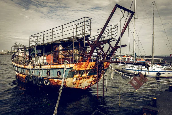 Nessebar Bulgaria June 2019 Old Rusty Abandoned Ship Nymph Seaport — Stock Photo, Image