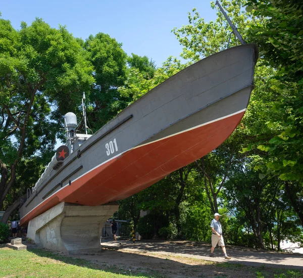 Varna Bulgária Junho 2019 Parque Beira Mar Monumento Aos Marinheiros Imagem De Stock